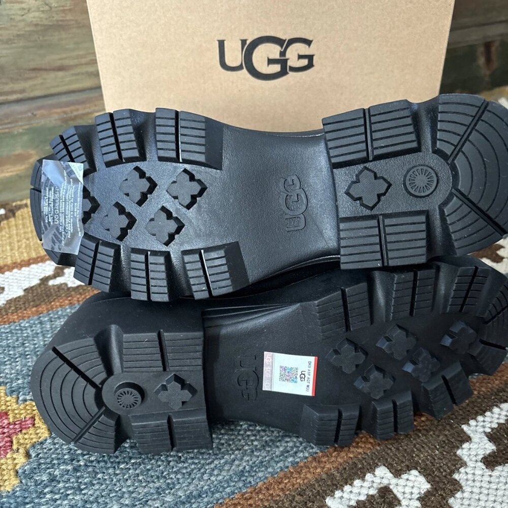 UGG BRISBANE CHELSEA BURNT SEDAR SUEDE WOMEN'S BOOTS US SIZE 9 Dark Brown - Picture 4 of 6